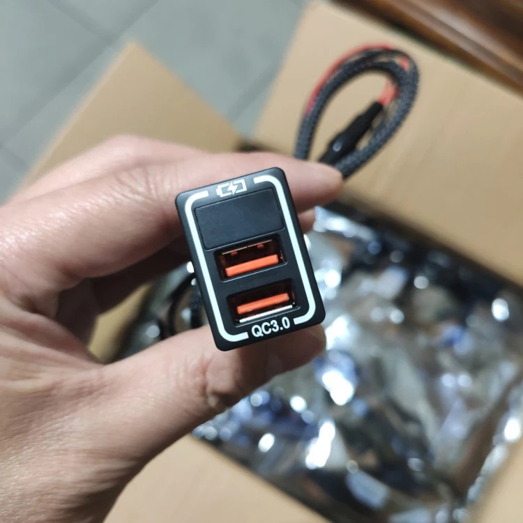 QC3.0 Dual USB Car Charger Adapter with Digital Voltage Voltmeter Display Universal Phone DVR Fast Charger for Toyota