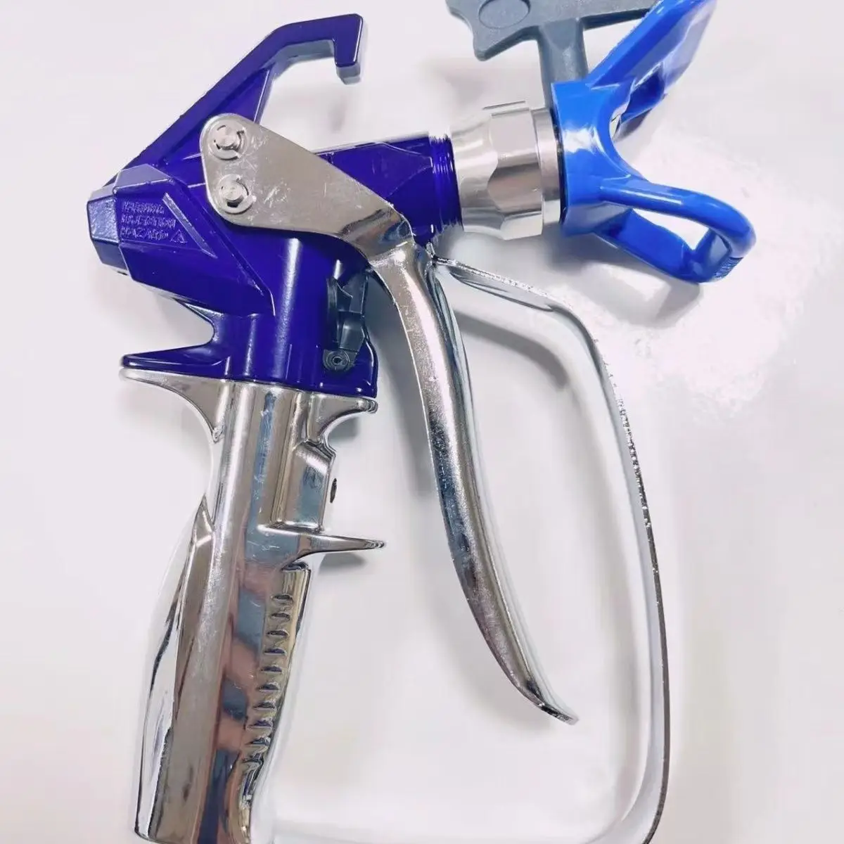 2024 Hot Sale Professional Painting Sprayer Machine 4 Finger Trigger 3600psi Airless Paint Spray Gun