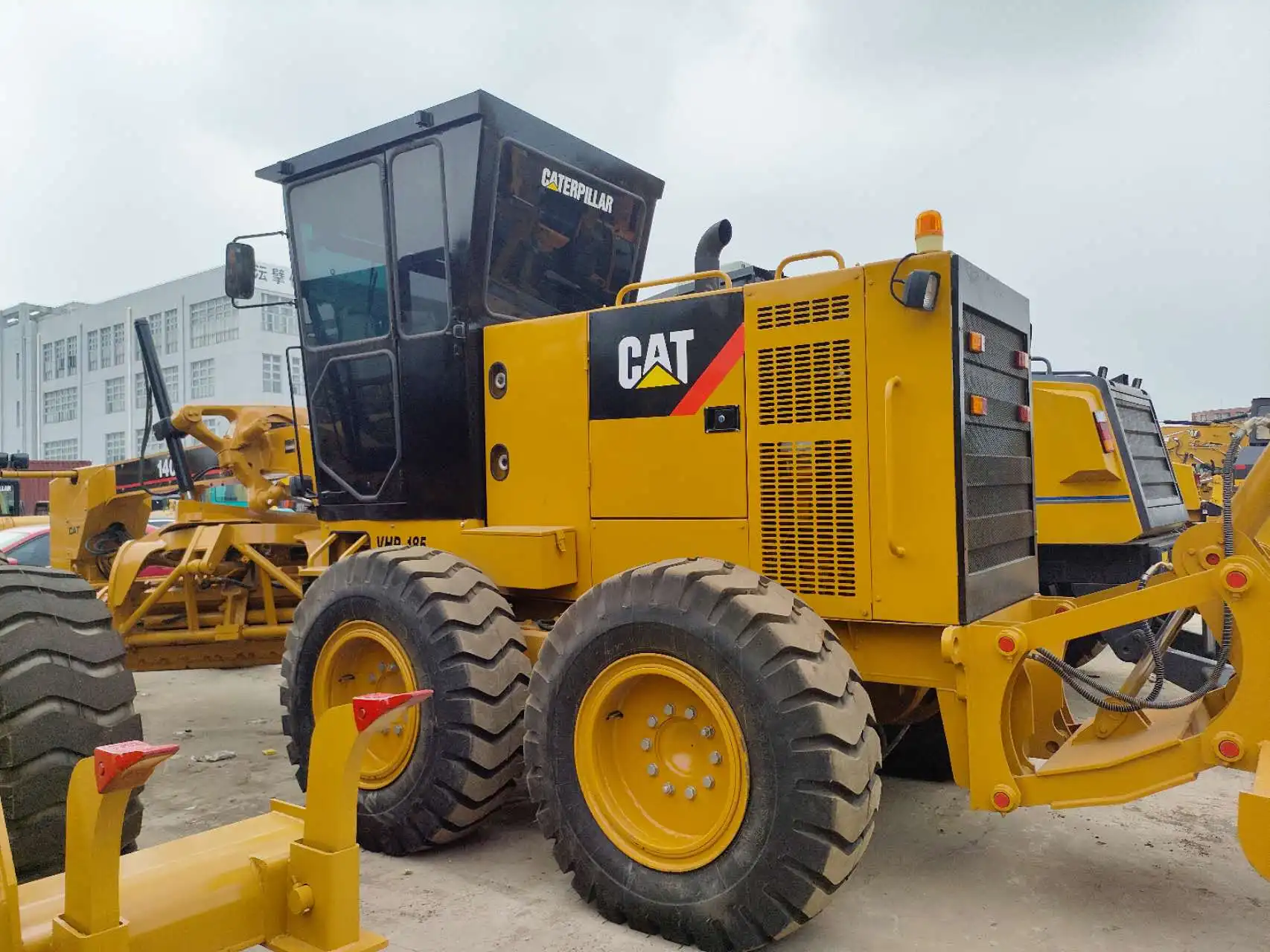 Small Caterpillar Cat 16g 14m 120k 140g 140h 140k Used Cat Motor Graders Chain komatsu Grader Blades for Cat Cutting Edge