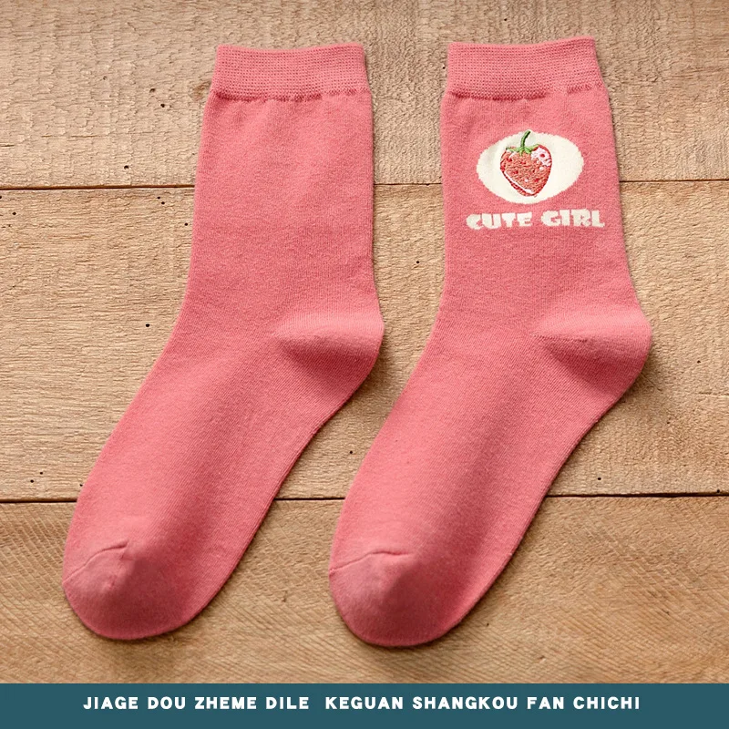 Hot Fashion Japanese Style Strawberry Sweet Socks Cute Ladies Breathable Tube Sports Socks Crew Women Socks