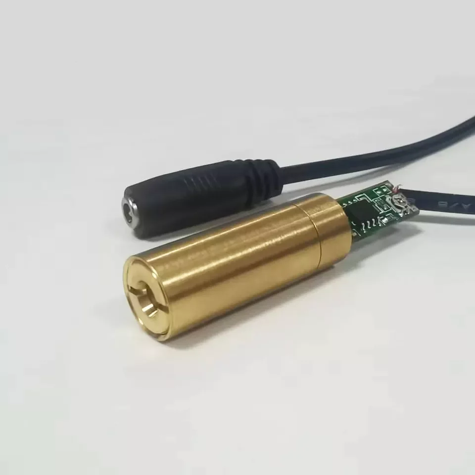 green laser module DC3V  532NM 5MW-100MW point line  green stage light/lawn light/laser effect light Christmas tree laser light