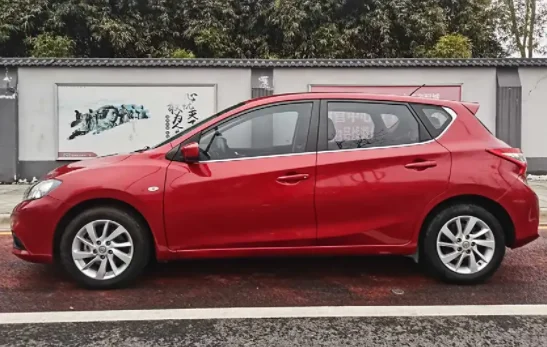 2016 б/у nissan tiida 1 6 л 126 лошадиных сил CVT компактный автомобиль из Китая