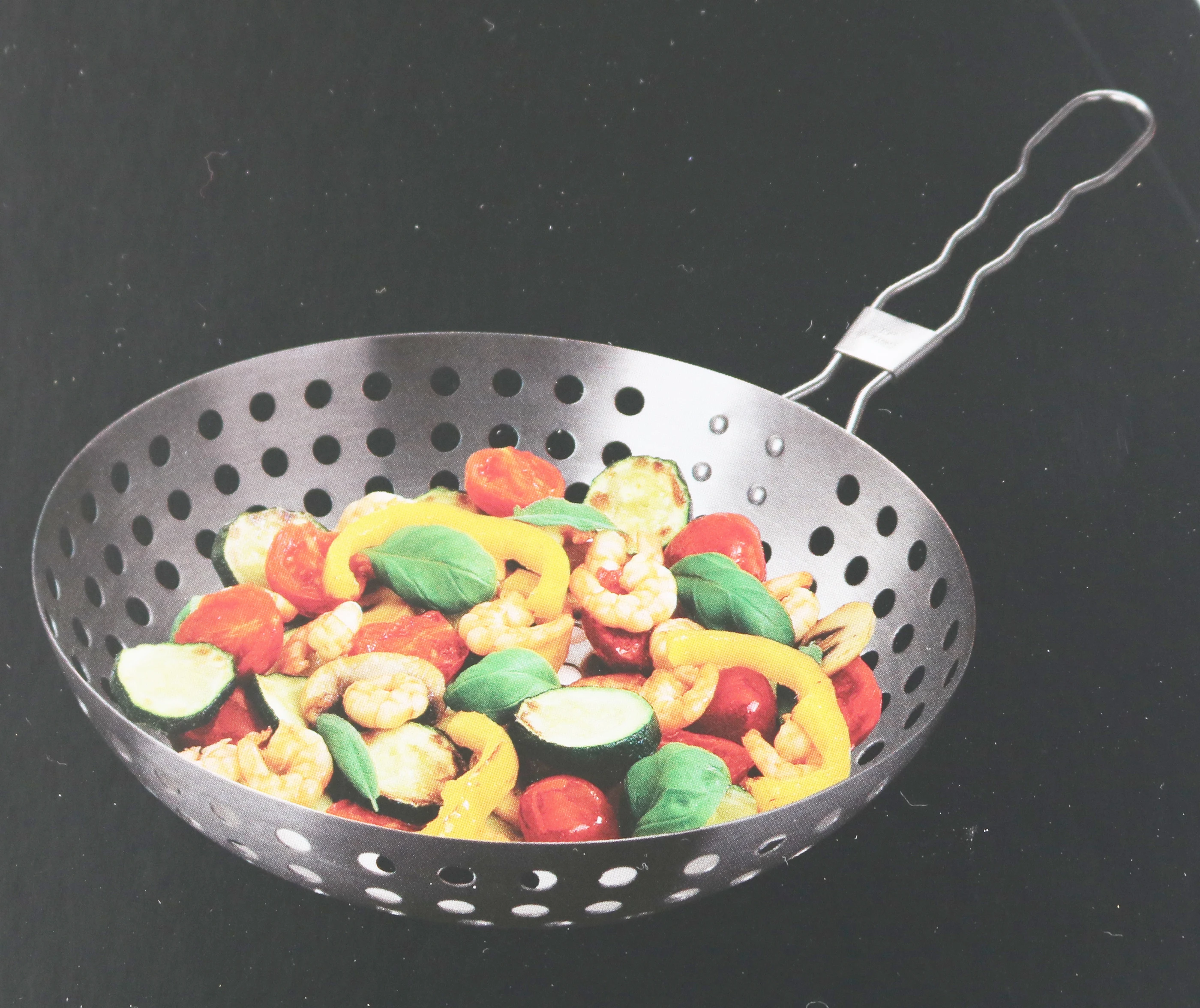 Nonstick Grill Pan With Holes Foldable Handle Frying Pan Camping Cookware Grill Basket Picnics BBQ Activities Hollow Skillet