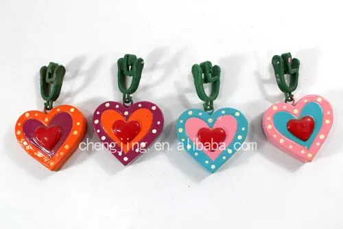 handmade unique decor Christmas Tablecloth Clips S/6 Polyresin