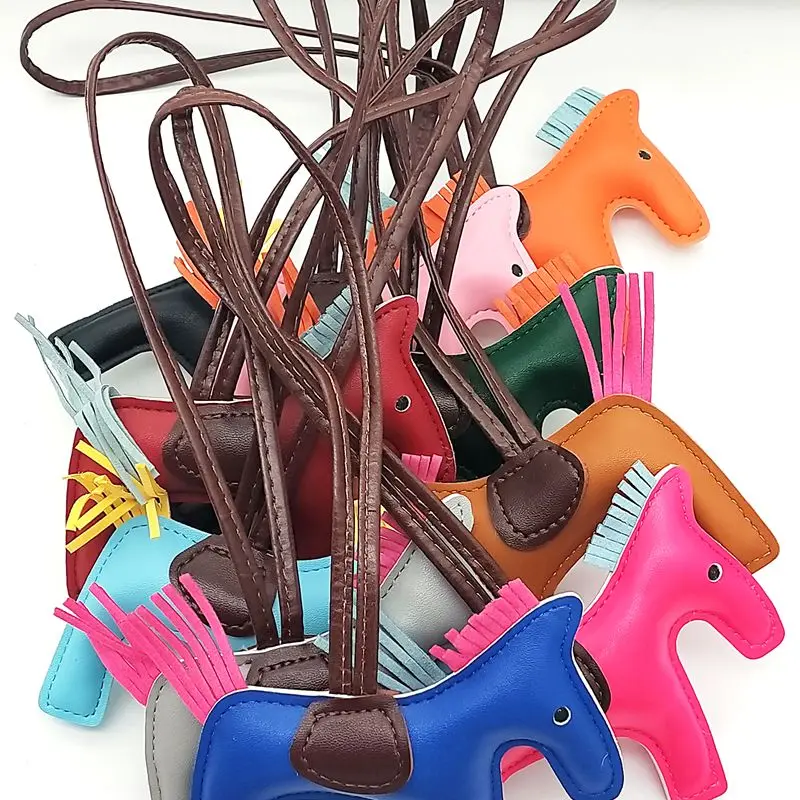 Wholesale Luxury Handmade Leather Horse Keyring Animal Key Chain Women Bag Charm Pendant Accessories Horse Keychain