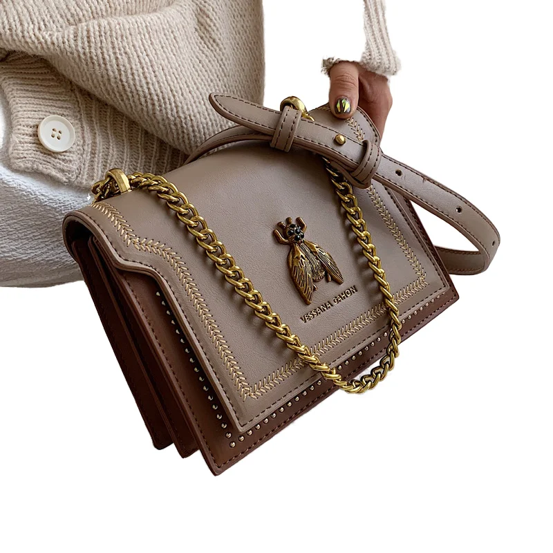 Custom Logo Small Rivets Handbags 2024 Girls Luxury Bee Purses Females Korean Style Hand Bags For Woman