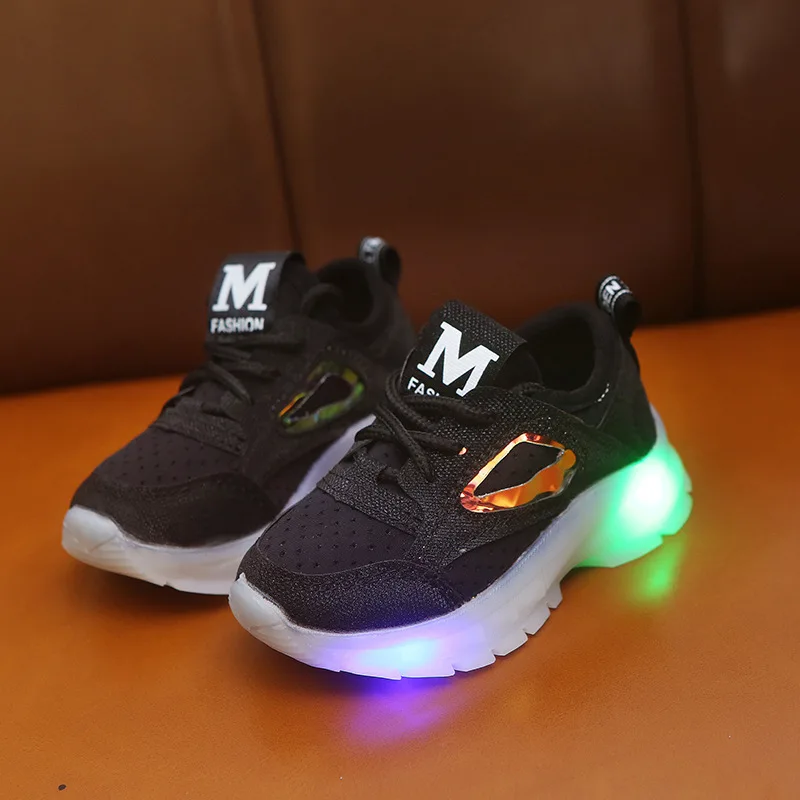 
Factory Wholesale Running Breathable Boy Light LED Light Shoes Sneakers 