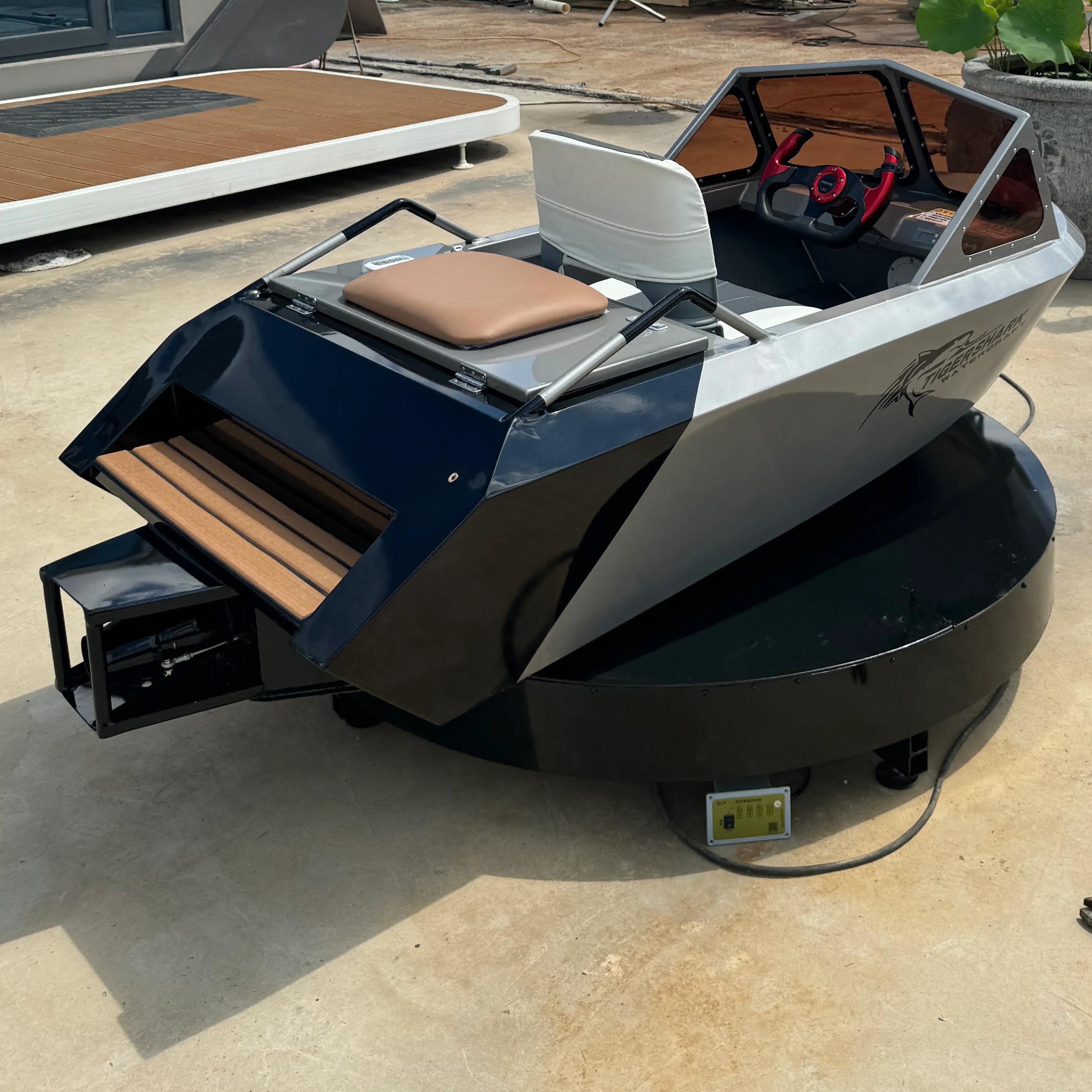 Fast Speed Aluminum Mini Jet & Kating Boat for Water Play Equipment Fishing Yacht