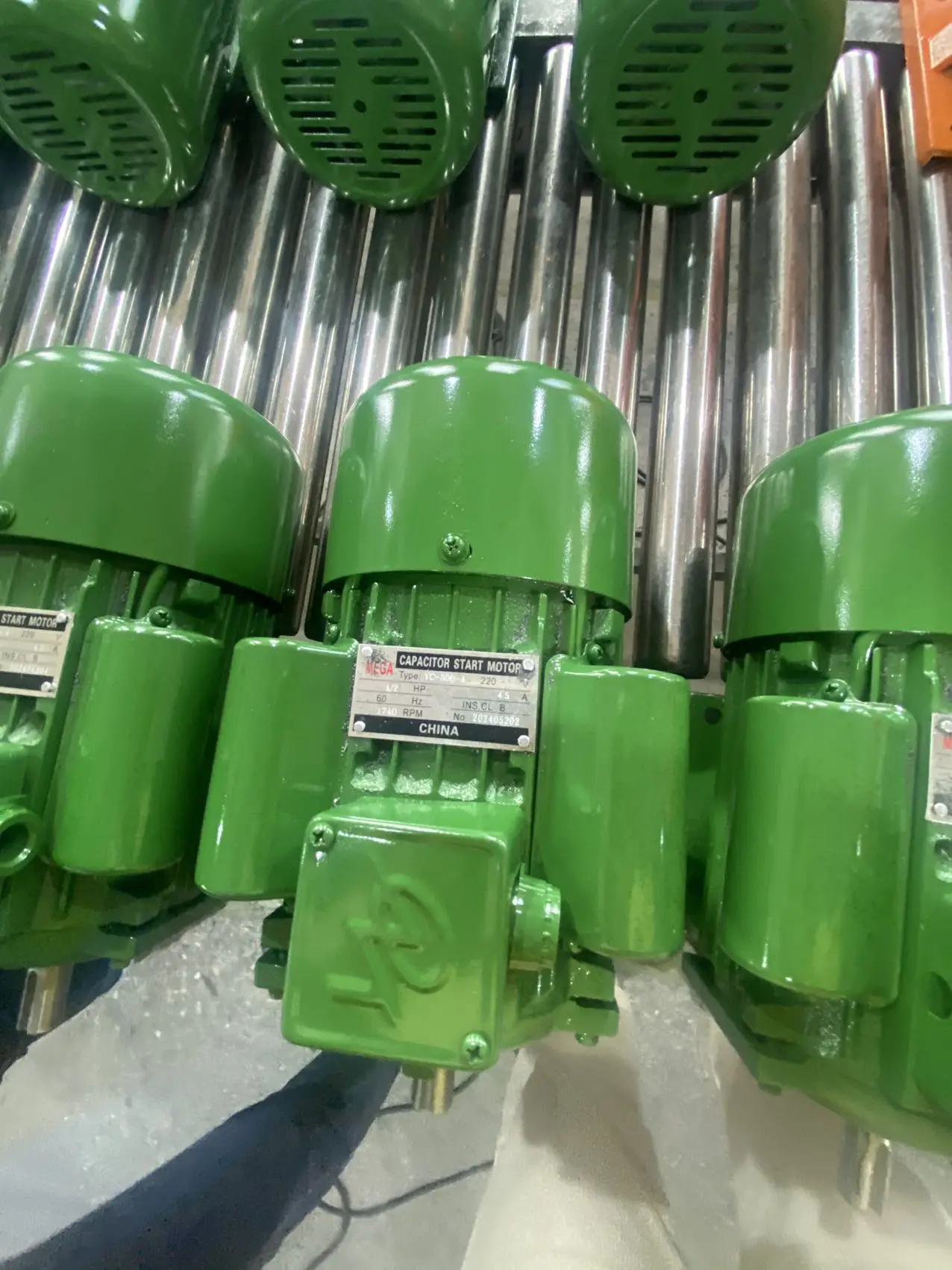 7.5 kw-2pole  10 hp single  phase double  value two capacitors  motors