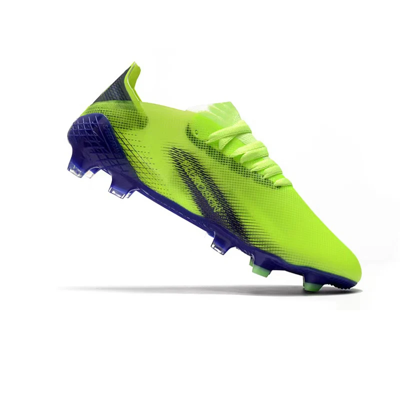 Innovative design wholesale Outdoor Breathable Football Shoes Anti slip Soccer Shoes Soccer Sneakers