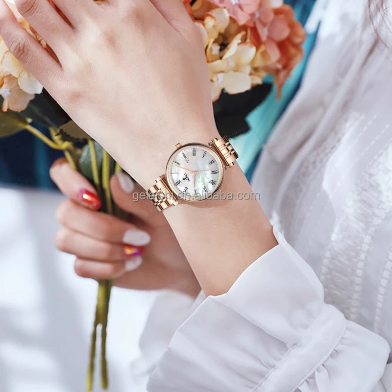 Wristwatches Waterproof luxury brand Quartz Sports Watch for Women Customize Logo Stainless Steel Sapphire Watches