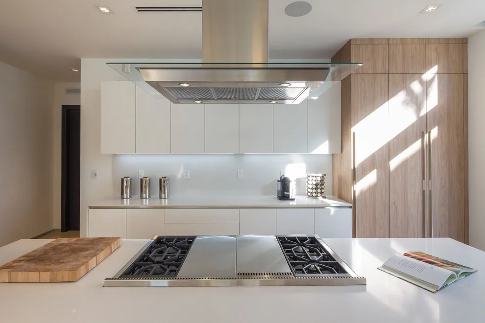 European projects available small kitchen wall hanging kitchen cabinet from China