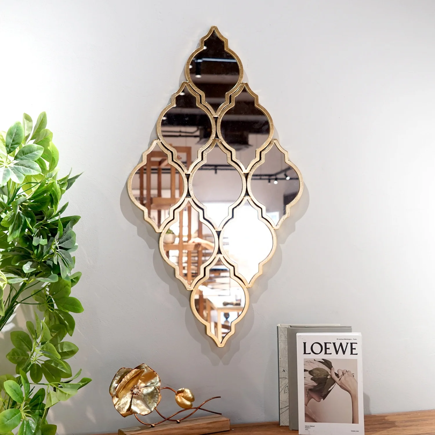 New Style Mirrord Decor Wall Special-Shaped Mirror Iron Frame Gold Luxury Contemporary Customization Wall Mirror