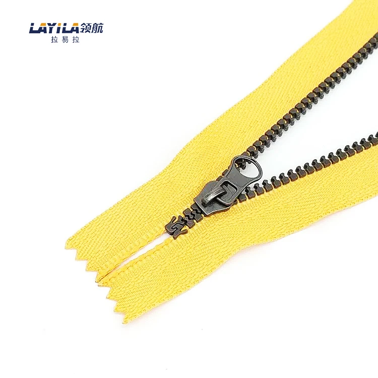Custom Bulk Decorative Plastic Zippers For Tents