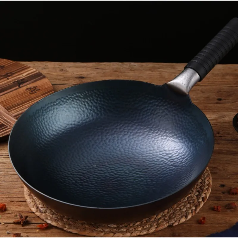 Hand Hammered Carbon Steel Wok Pan with Wooden Lid and 6 Cookware Accessories nonstick noncoating