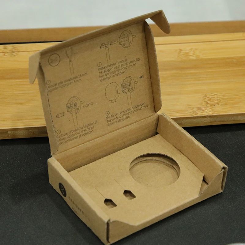 Free sample custom logo cosmetics clothing packaging mailer box shipping box carton with sealing tape