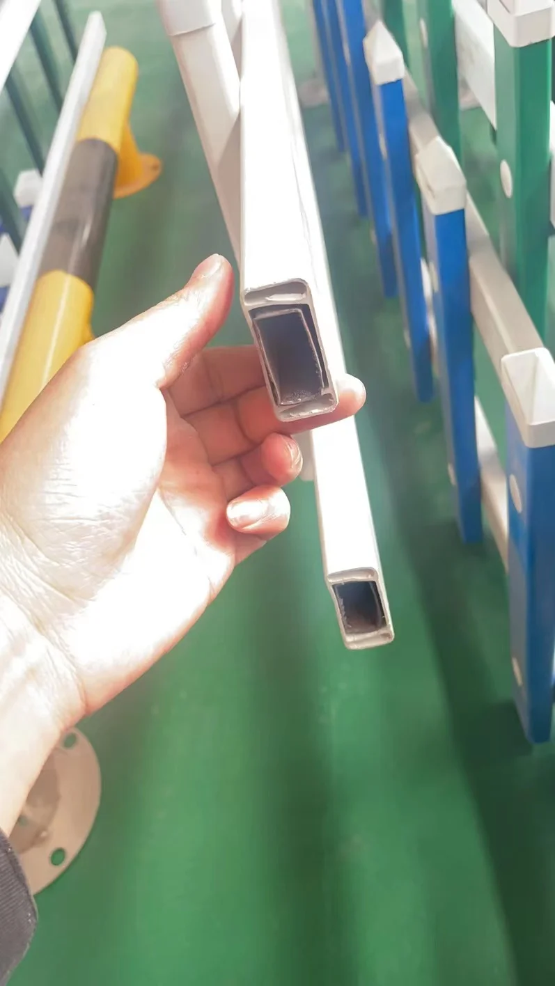 Cheap 10ft*27in Garden Decoration Fence Pvc Plastic Privacy Outdoor White Picket Fence Barbados