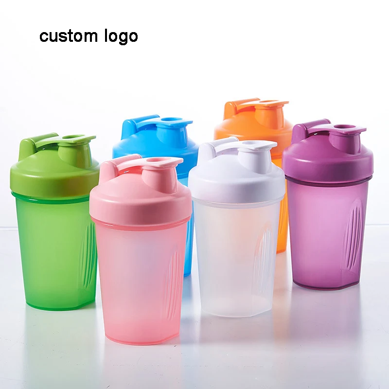 Custom Logo Gym Protein Shaker Bottles Water With Scale Cup Plastic Powder Shakers Sport Water Bottles 600ml With Mixer Ball 4
