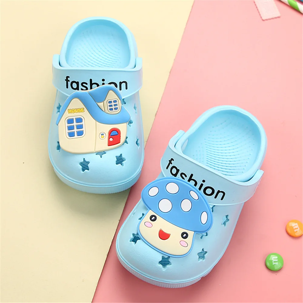 
Hot Sale Hard-wearing New Indoor Soft Holes Toddler Kids Clogs Shoe Clog Sandal Slippers for Kids Baby Shoes 