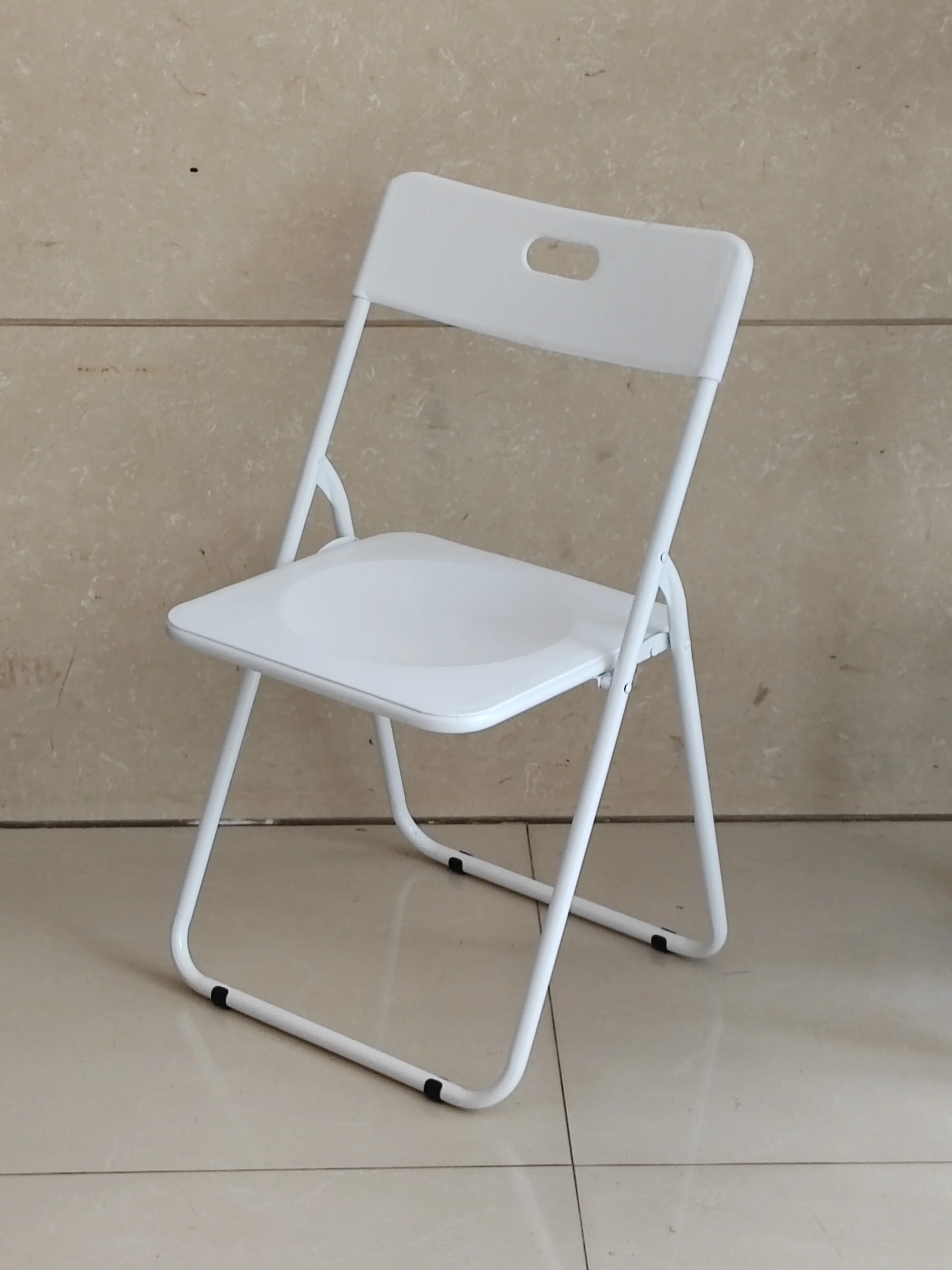 Metal Folding chairs  with plastic seat and back  for events party velvet folding Chairs portable Chair
