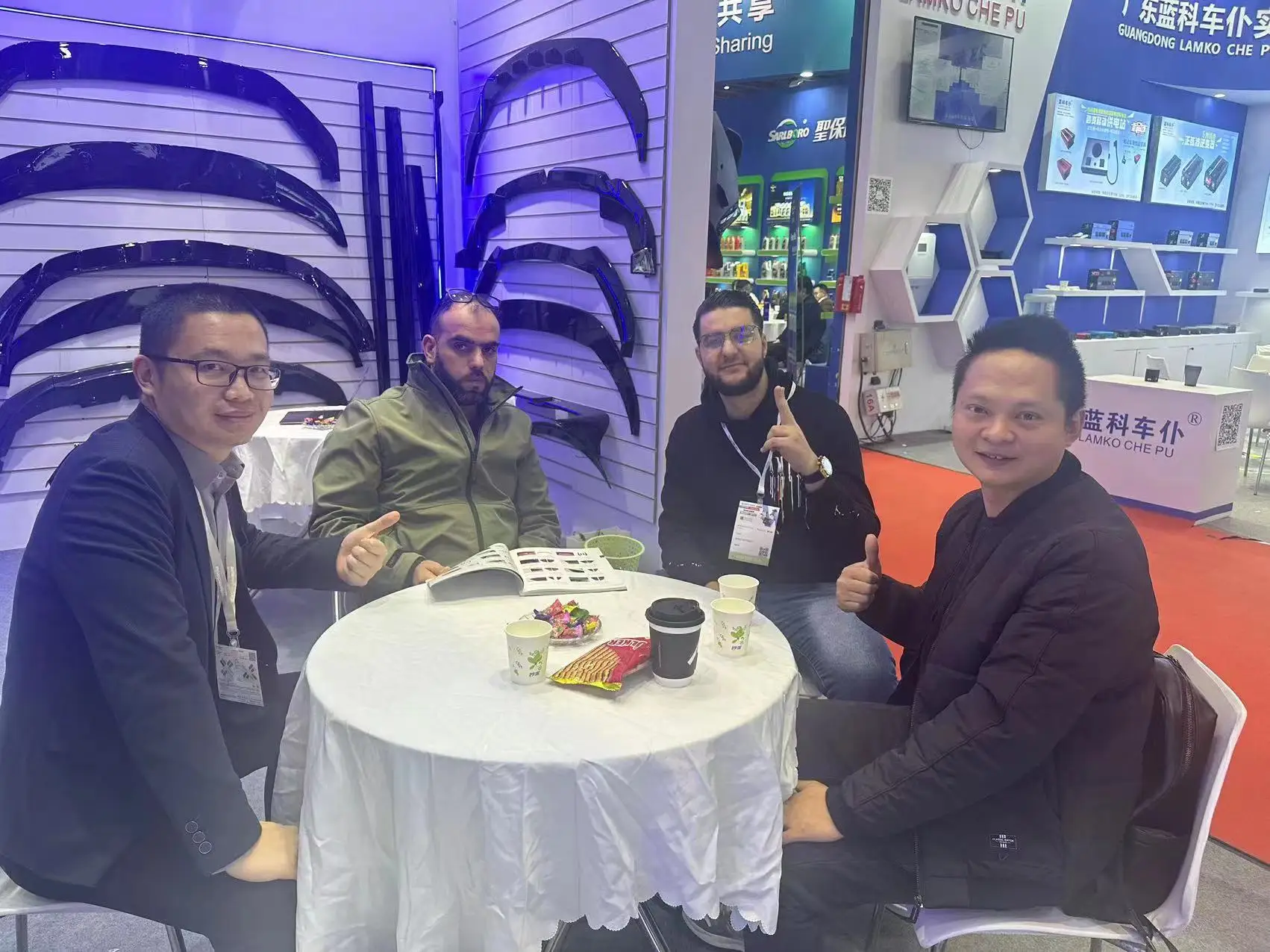 F20 Exterior Accessories Rear Roof Spoiler Rear Lip Diffuser Front Bumper Lip Splitter Car Splitters For BMW 1 Series F20 2011+