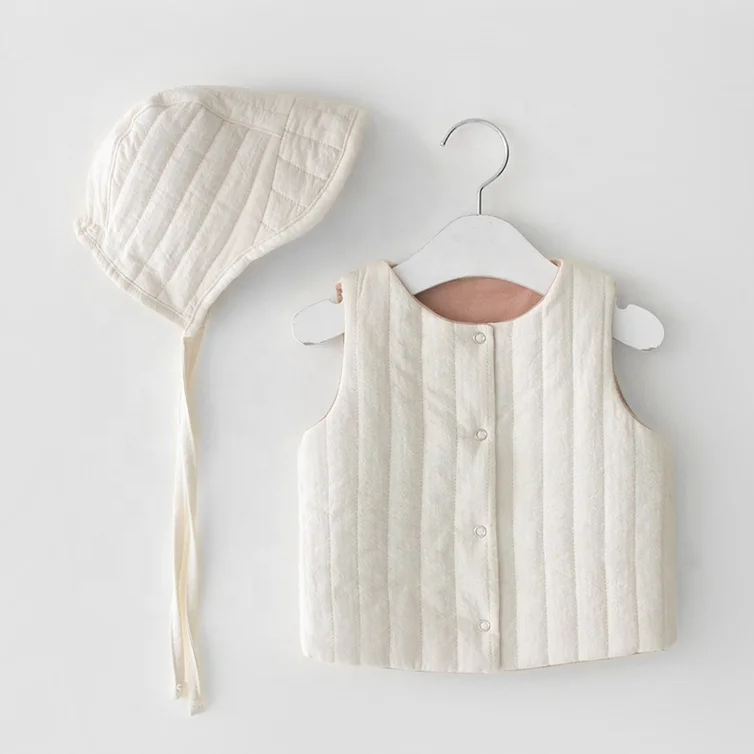 
ChengXi Baby vest warm clothing set belt hat and cotton small vest female baby dressed outside baby reversible vest 