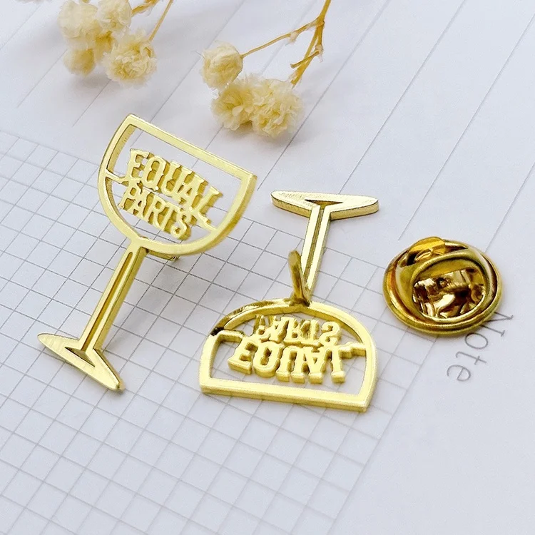 Luxury custom metal crafts decoration letter brooches pin butterfly clutch for women men suit lapel pin badge