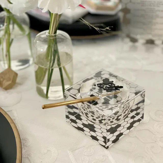 modern luxury clear acrylic bowl custom Judaea honey bowl with golden spoon for gift