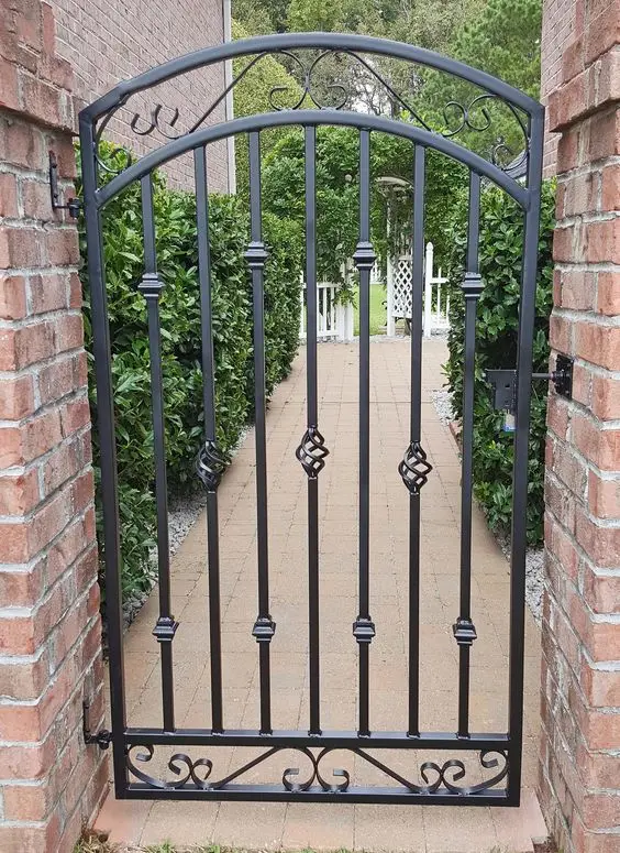 CBMmart Luxury Beautiful Residential High Quality Main Gates Designs High Quality Aluminum Gate