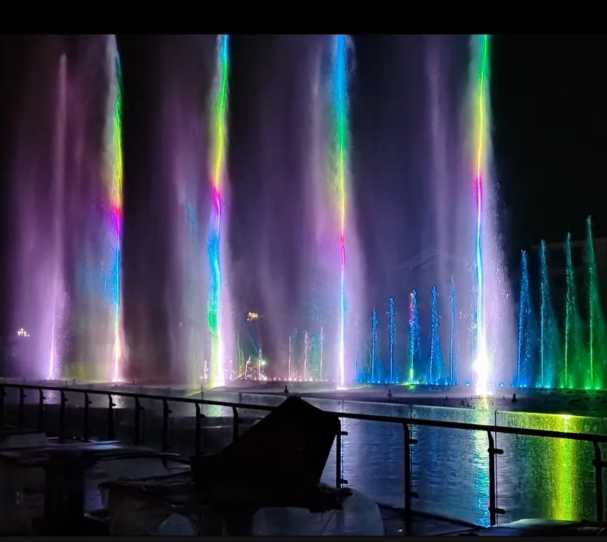 Large Scale 3D Dancing Jets Music Floating System Modern Stainless Steel Stone Water Fountain Design for River Garden Lake Park