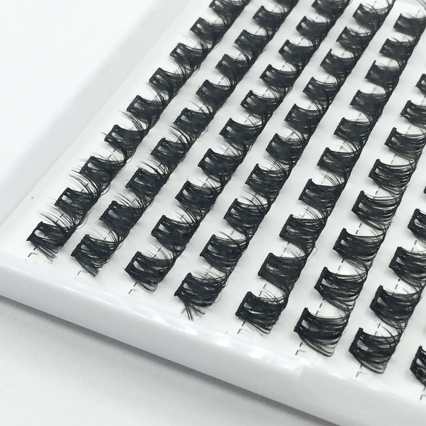 DIY Cluster Lashes Cruelty Free DIY Lash Kit pre glued cluster lashes