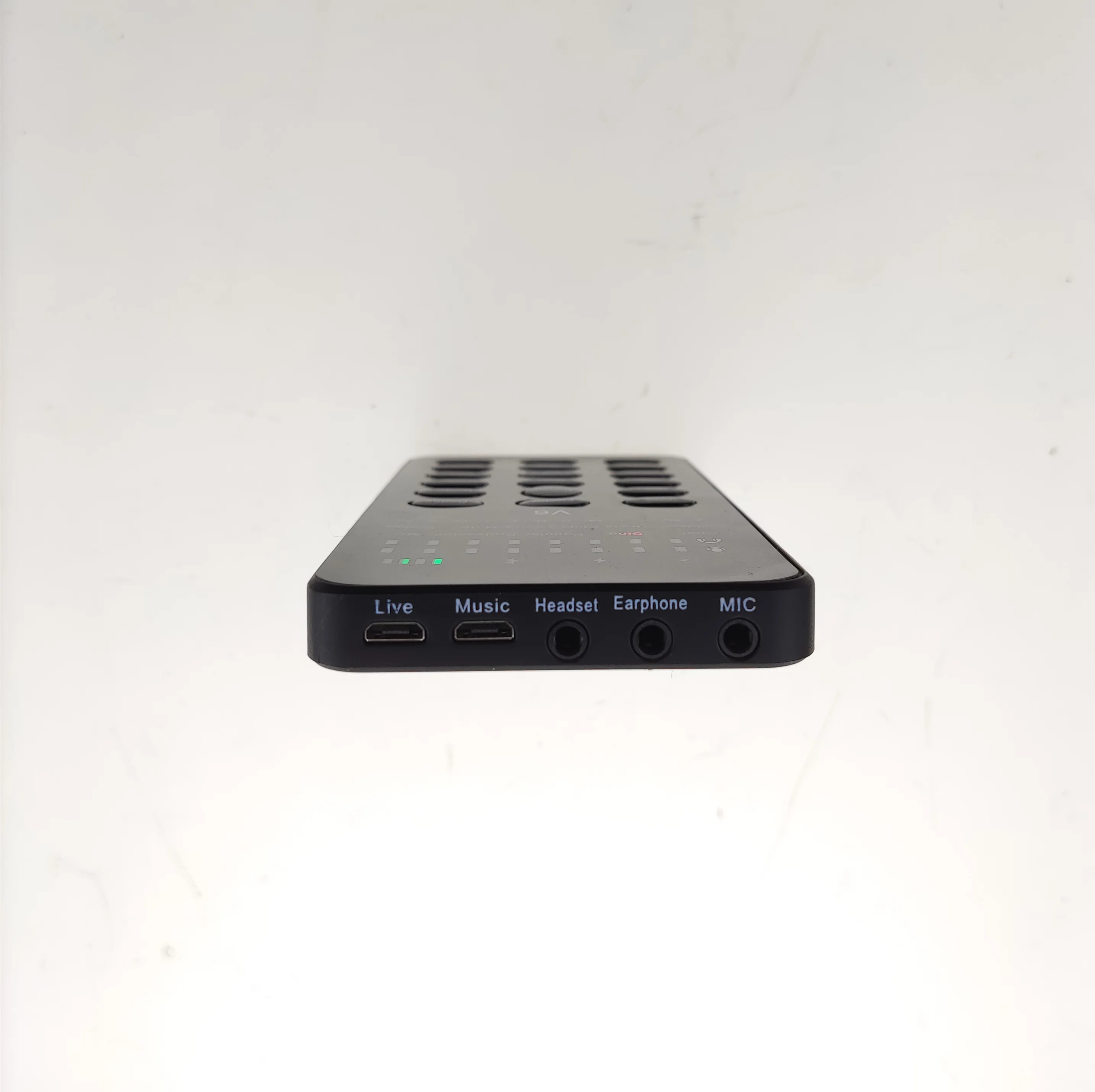 Portable Outdoor Mobile Style Sound Card V6 Studio Live Streaming Recording