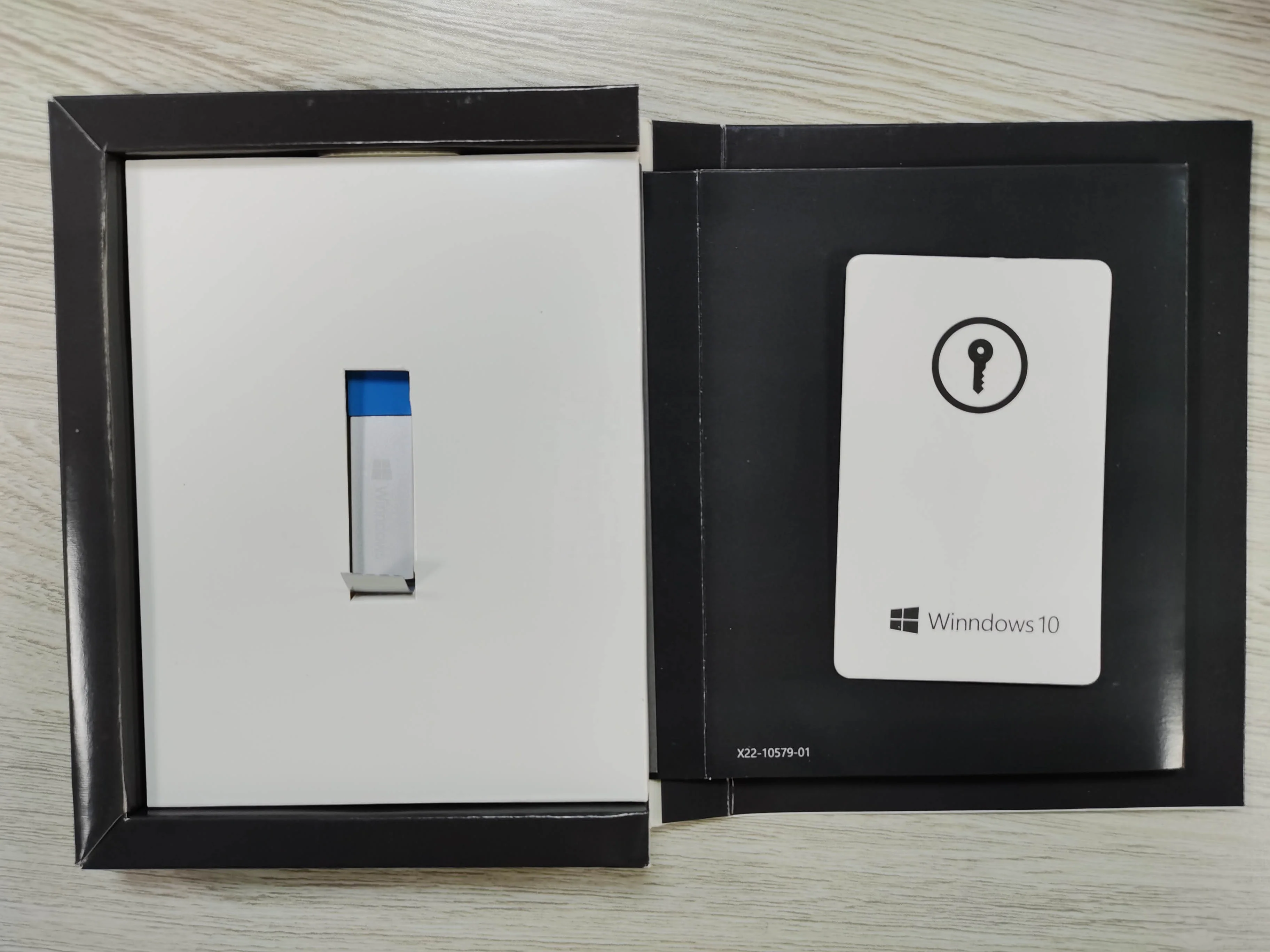 Wholesale Win10 pro Retail Box English/Korean / Russian suitable for Win 10 professional with USB