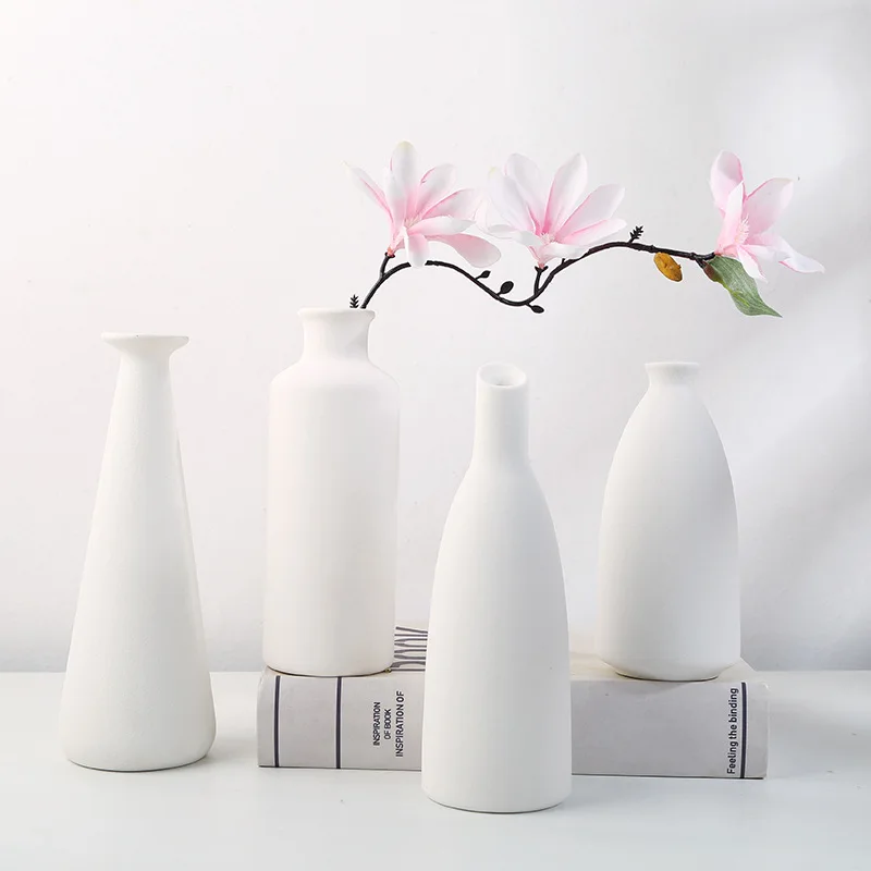 European ins simple white ceramic vase glazed waterproof tabletop ceramic perfume bottle decoration