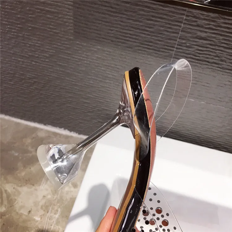 
Hot Sale New Gold Silver PVC Transparent Rivet Diamond Pumps Sandals Perspex Heel Pointed Toe Crystal Silver Wedding Pumps 