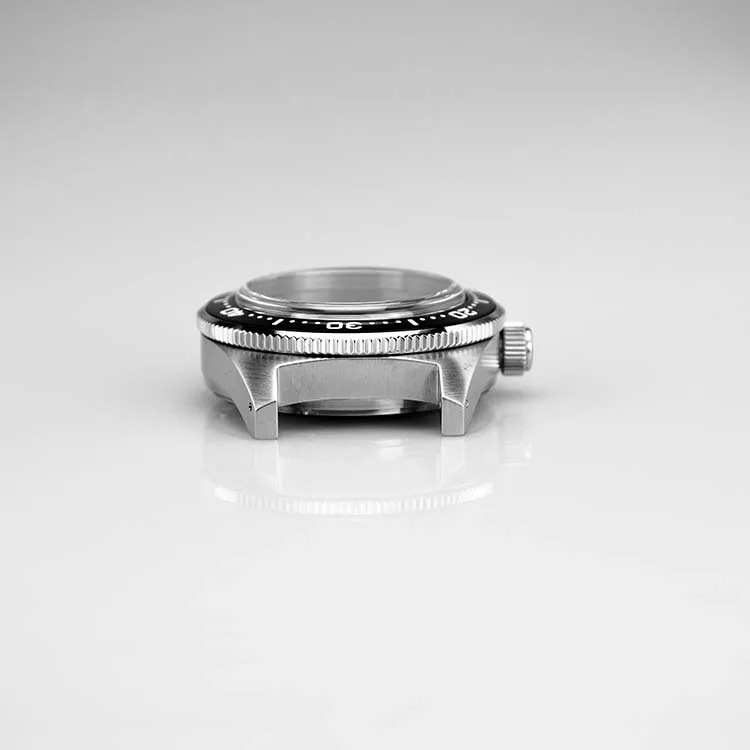 Stainless Steel 39mm Waterproof Fluted nh35 38mm 2824 Watch Case