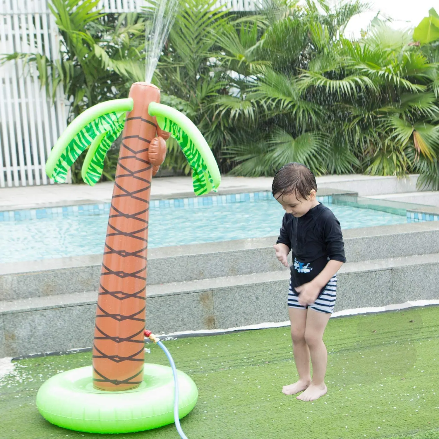 Inflatable Palm Tree Backyard Sprinkler Toy for Kid Inflatable Water Park Outdoor Hawaiian Party Coconut Tree for Lawn Splash