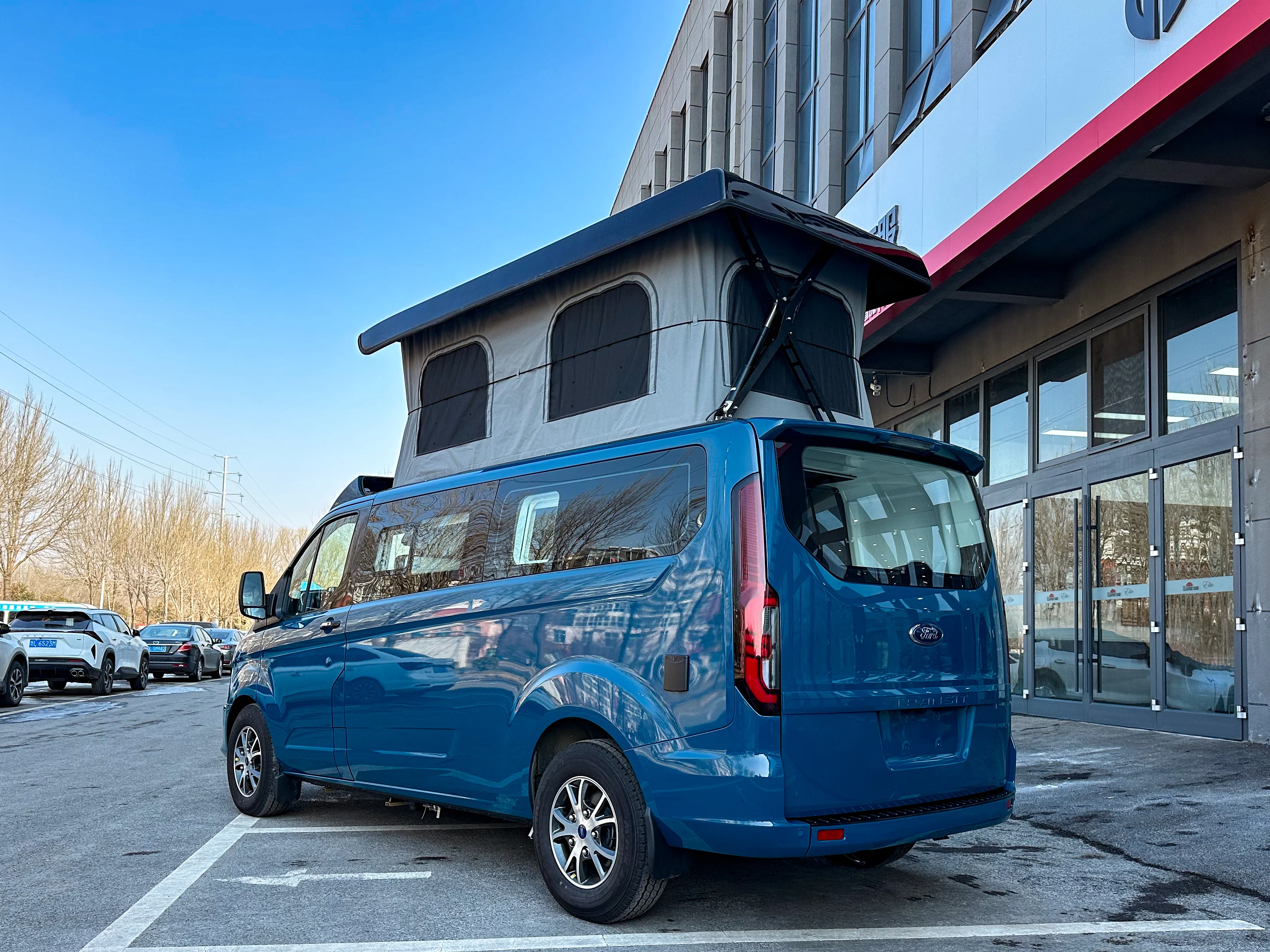 Dongtai Company Electric Lifting Roof Top Tent Straight up Pop up System for Marine Campervan Roof