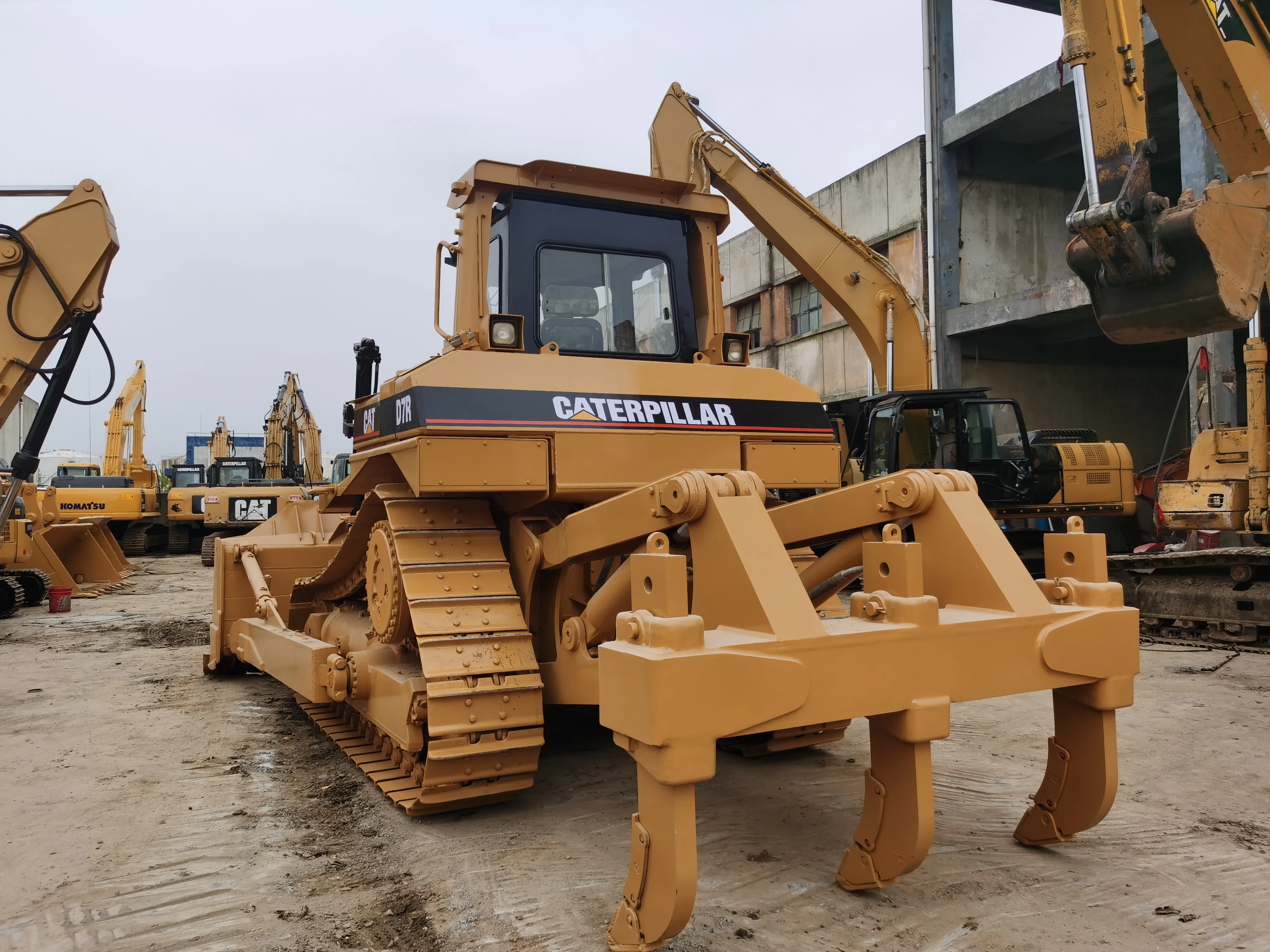 Factory Direct Supply Caterpillar D7R Bulldozers Used Original with Low Price Core Components Included Bearing and Gearbox