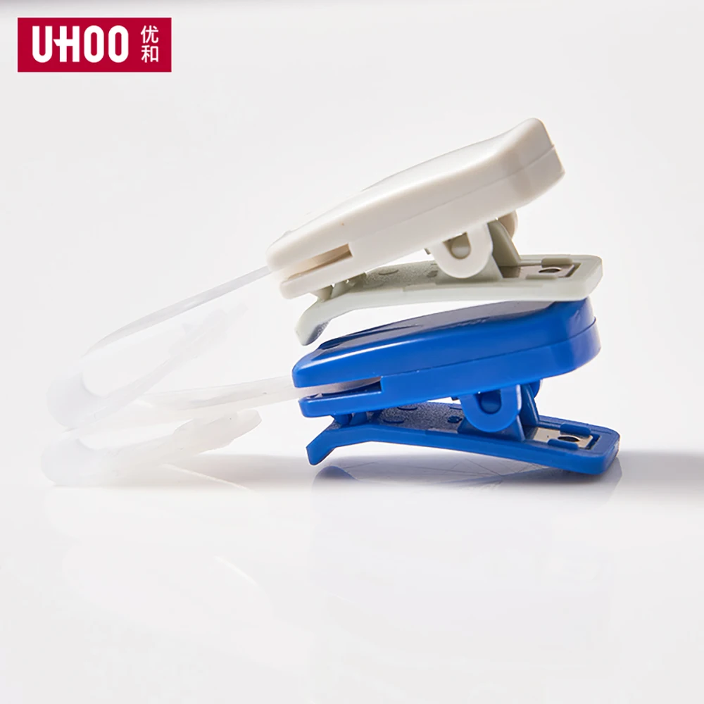 UHOO Hot Sale Cheap Plastic Badge Clip with PVC Strap for Office Name Badge Holders ID Card Clip
