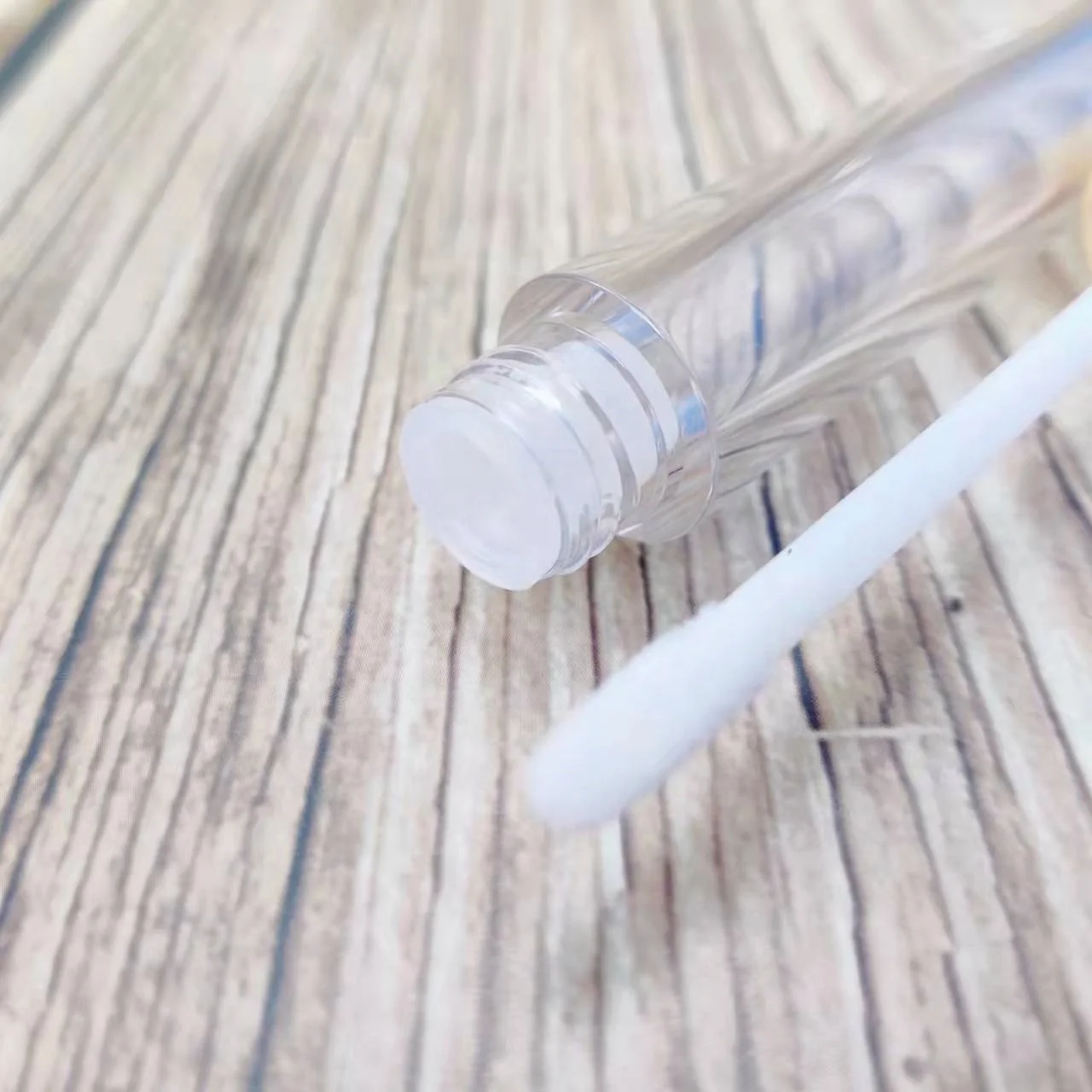 High Quality Capsule Circular Lip Gloss Tube Amplifier Bamboo Eco Friendly