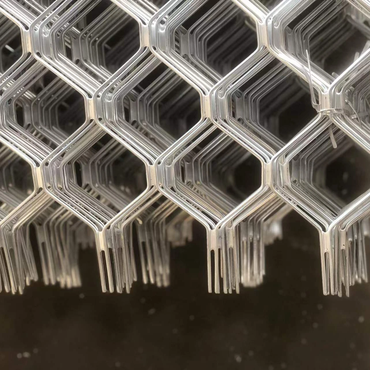 Wholesale Decorative Air Filter Screen Diamond Hole Woven Aluminum Expanded Metal Mesh