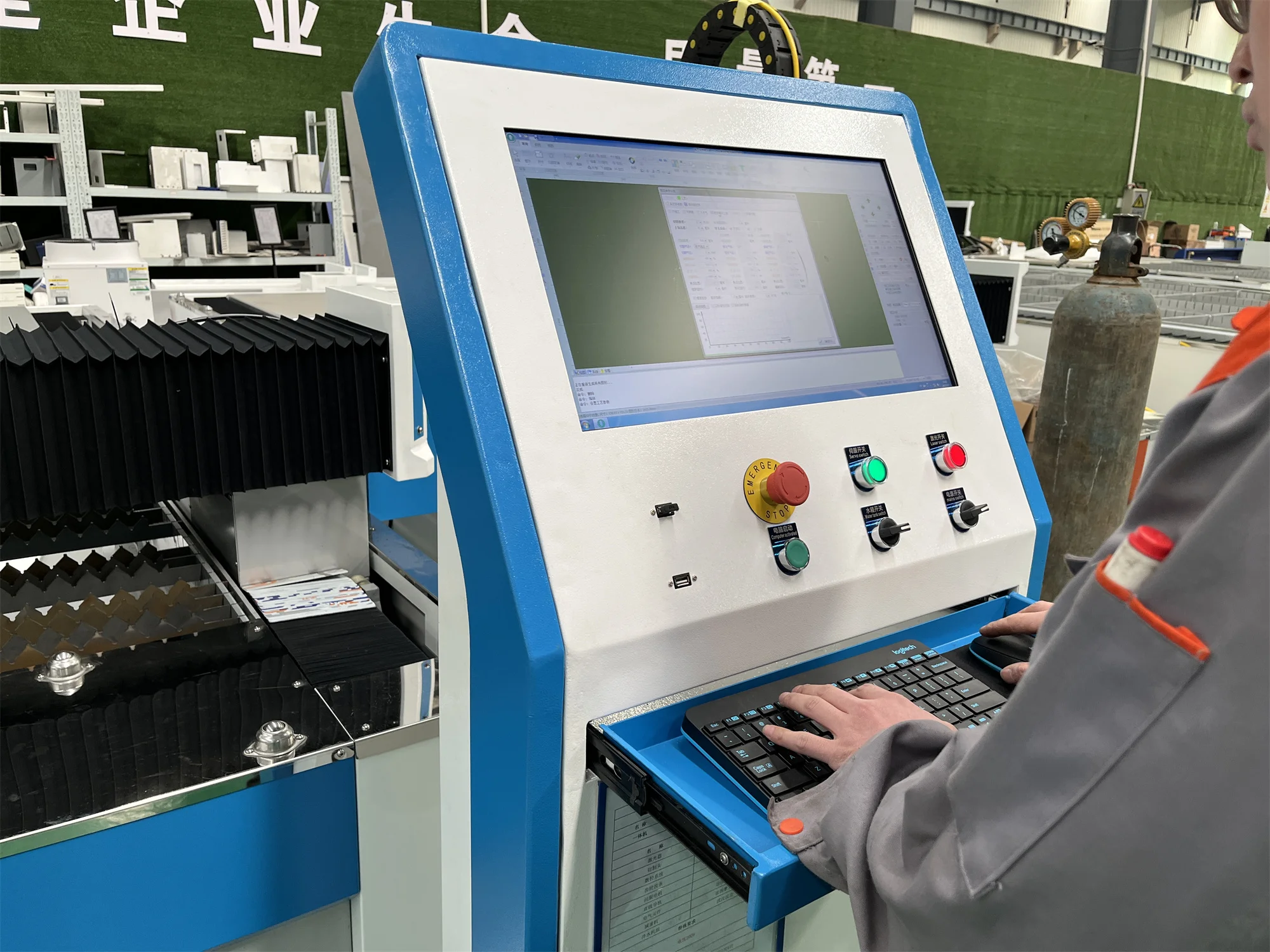 High Quality Best Price Reliable Quality 4015*1500w Fiber Laser Cutting Machine