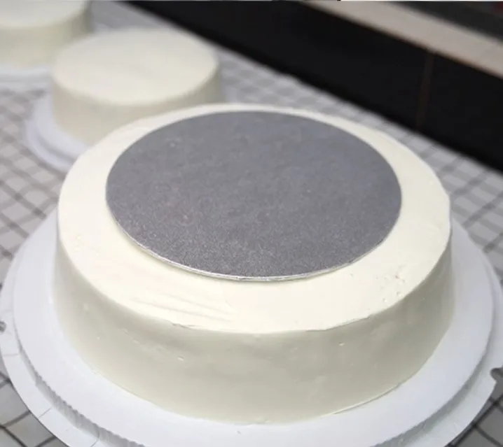 High quality 3 to 16 inch round strong cake card 2mm thick base silver paper cake board