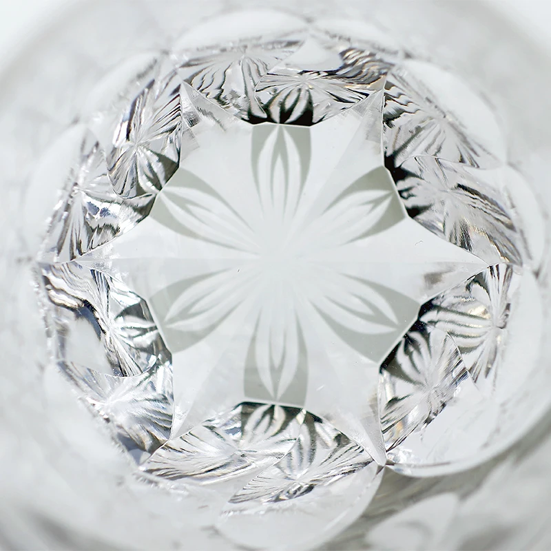 300ml Hand-Cut Beautiful Crystal Drinking Glass for Whisky and Wine Clear Glass Cup Tumbler with Engraving for Decoration