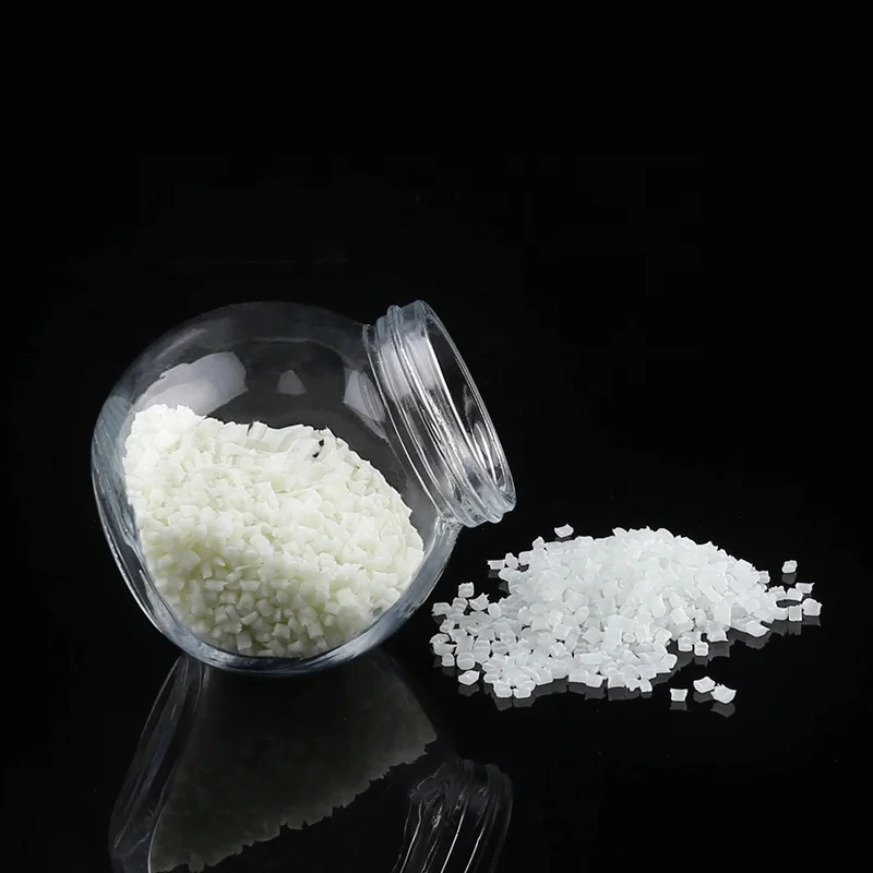 PA66 GF15 Plastic Granules Strengthen White Plastic Pellets For Car Window Handles