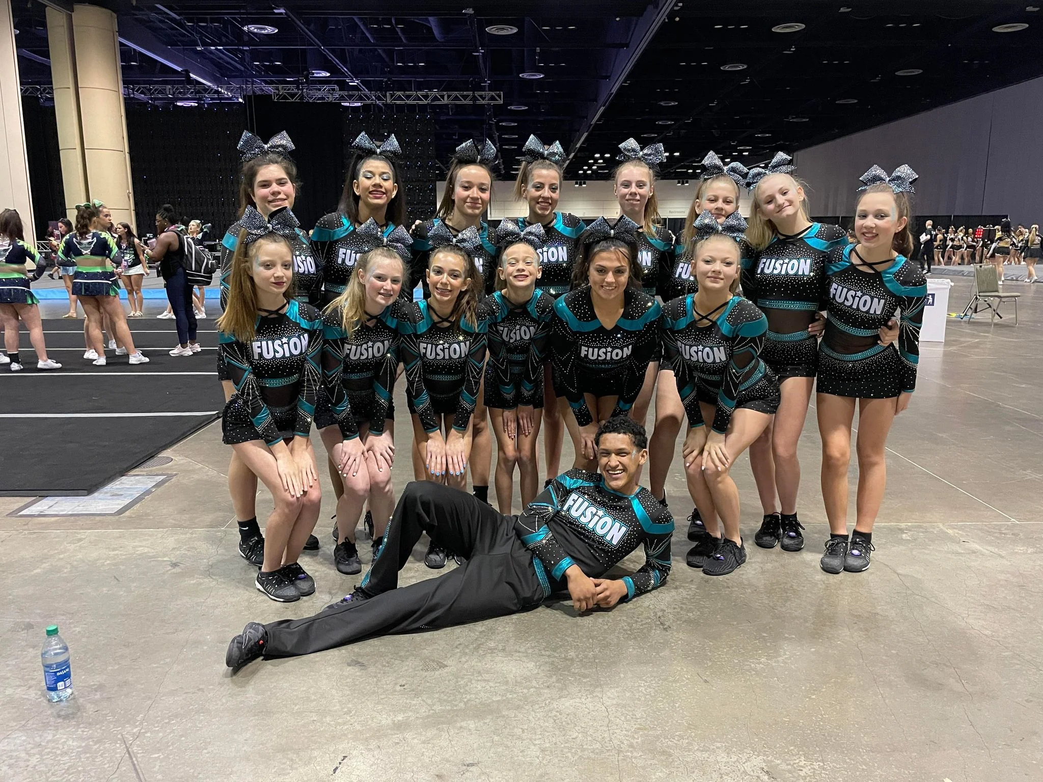 Rhinestone cheerleading uniforms spandex two piece women cheer Practice uniform