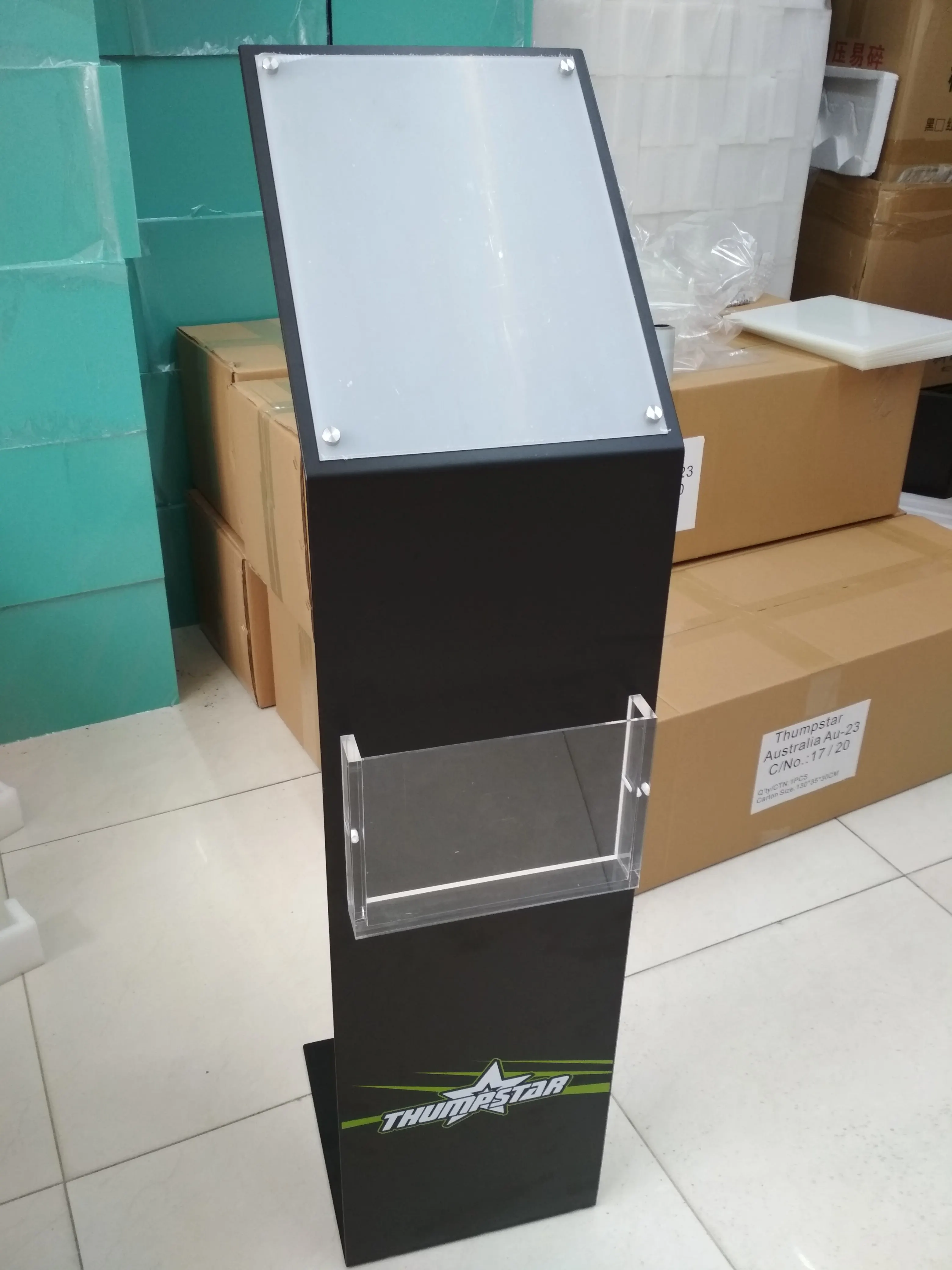 Custom Popular auto shop metal display rack car showroom a4  floor  iron display stand for brochure