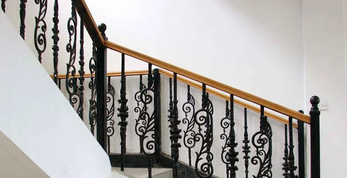 Reliable Quality Manufacture Price Alkyd Varnish Based on Alkyd Resin for Metal Material