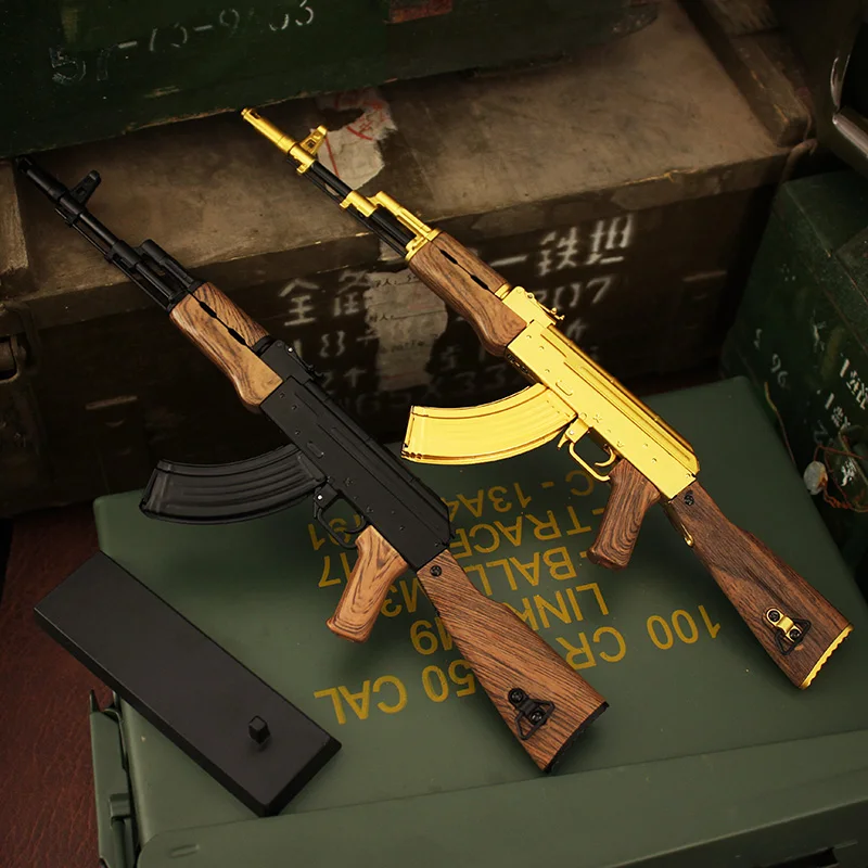 AKM Model Realistic AK47 Gun Model Metal Toy Guns Ak47 Miniature Assembly Gun Model Ornaments For Adults